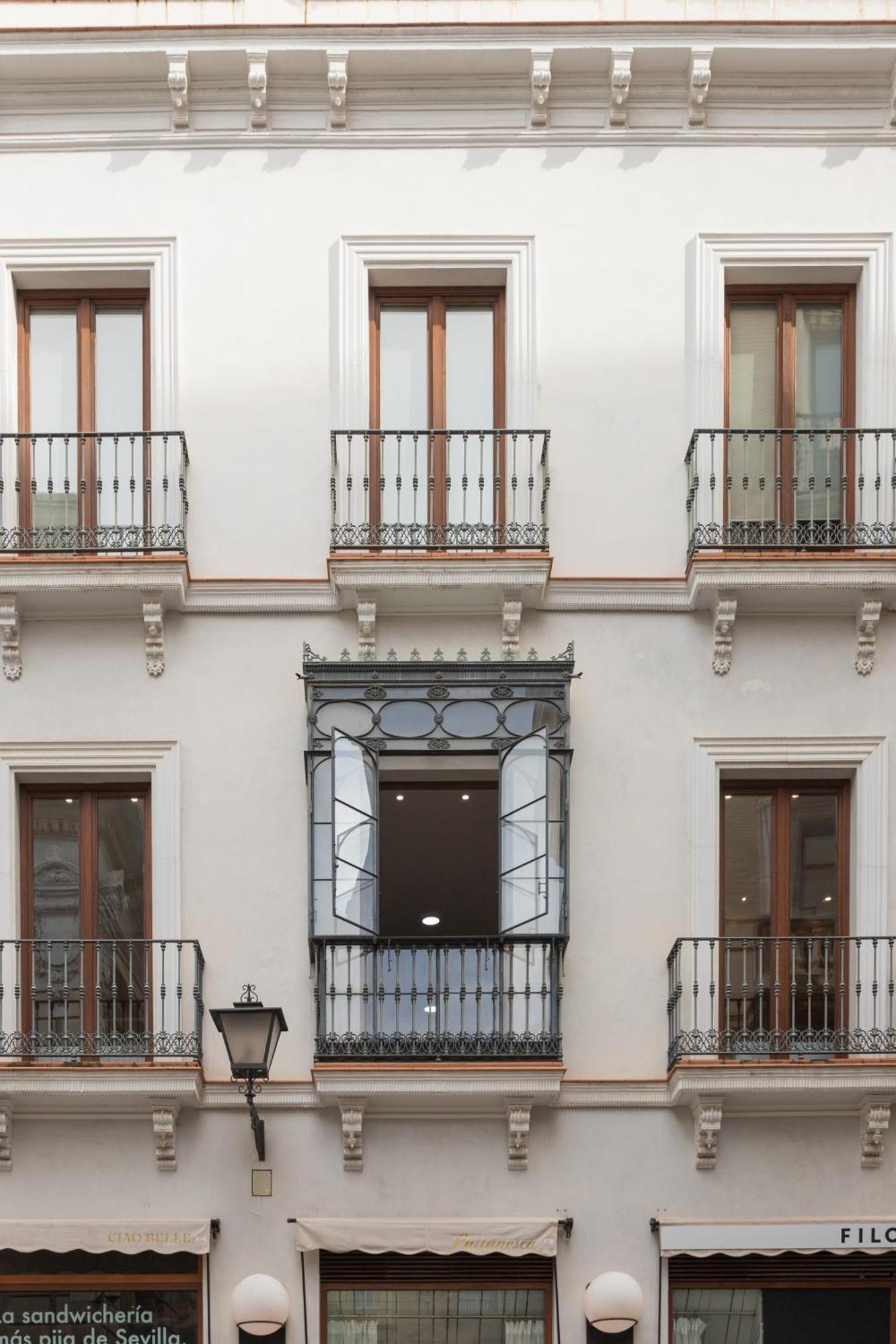 Lujoso En Casco Antiguo De Apartamento *